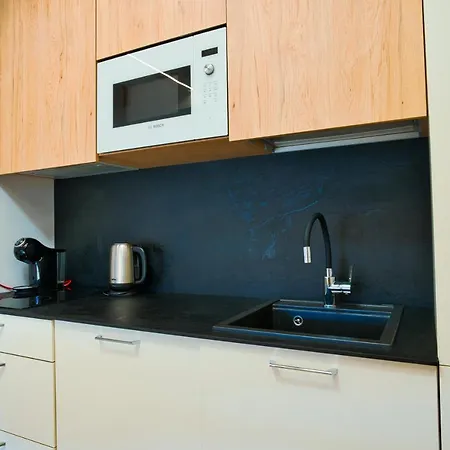 Cosy In The Center With Air Conditioneer! Daire